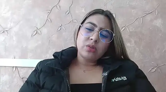 Miabonnett  online show from 01/24/25, 04:06