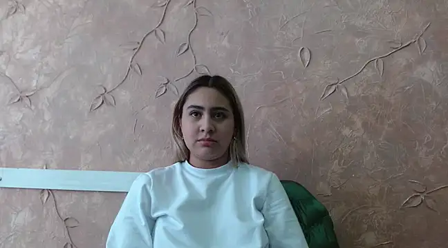 Miabonnett  online show from 03/03/25, 06:12