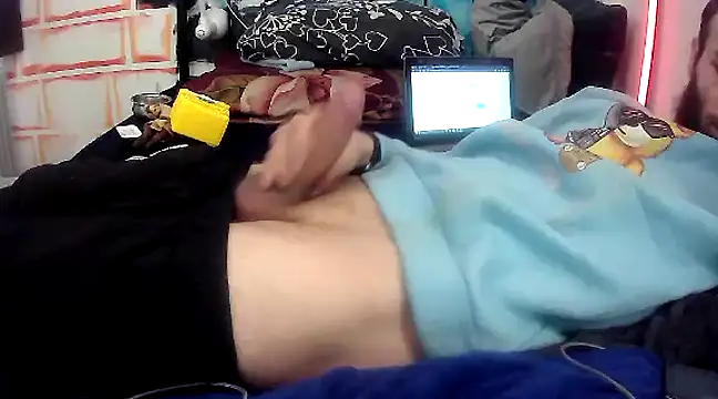 Snapshot of pervy_devil chatting on 03/20/25, 01:15 pervy devil online show from 03/20/25, 01:15
