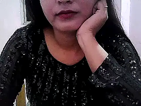 Snapshot of Model-Tanya chatting on 01/24/25, 02:41 Model-Tanya online show from 01/24/25, 02:41