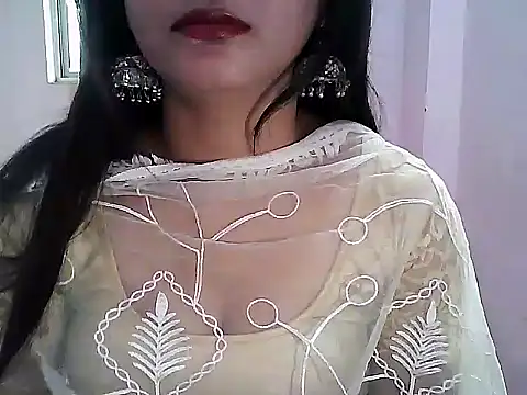 Snapshot of Model-Tanya chatting on 02/06/25, 09:53 Model-Tanya online show from 02/06/25, 09:53