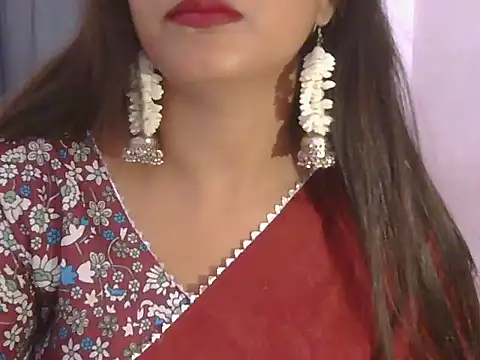 Snapshot of Model-Tanya chatting on 02/08/25, 04:14 Model-Tanya online show from 02/08/25, 04:14