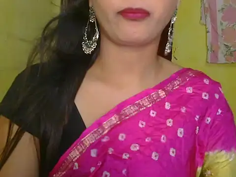 Snapshot of Model-Tanya chatting on 02/18/25, 06:26 Model-Tanya online show from 02/18/25, 06:26