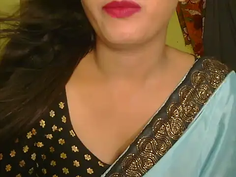 Snapshot of Model-Tanya chatting on 03/06/25, 02:08 Model-Tanya online show from 03/06/25, 02:08