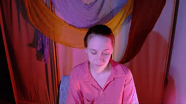 Snapshot of Malinax chatting on 10/30/25, 10:32 Malinax online show from 10/30/25, 10:32