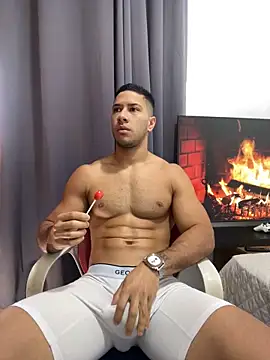 Snapshot of JJ_Shelby chatting on 10/07/25, 06:05 JJ Shelby online show from 10/07/25, 06:05