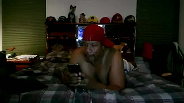 Snapshot of pimpdaddy4ever chatting on 10/23/25, 04:01 pimpdaddy4ever online show from 10/23/25, 04:01