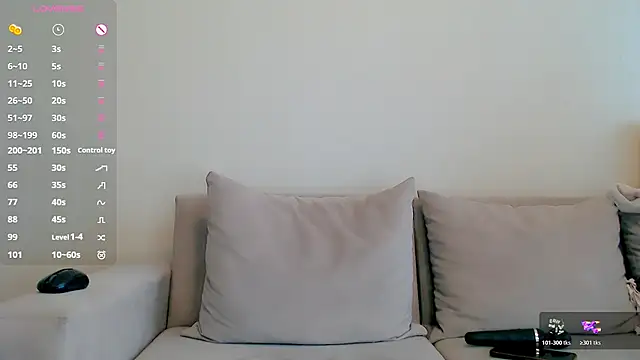   QUEEN    online show from 11/24/25, 11:43