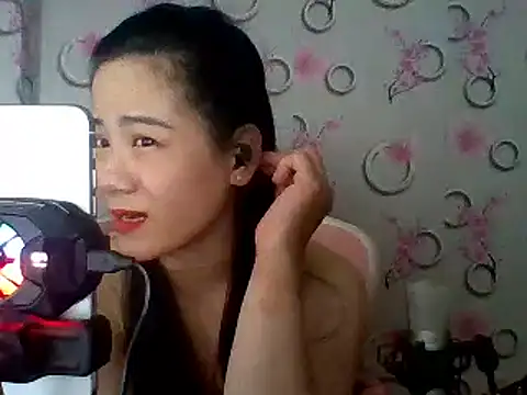 Snapshot of Nana-68 chatting on 02/02/25, 11:40 Nana-68 online show from 02/02/25, 11:40