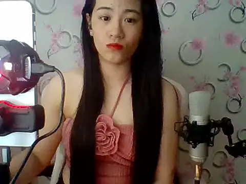 Snapshot of Nana-68 chatting on 02/09/25, 07:49 Nana-68 online show from 02/09/25, 07:49