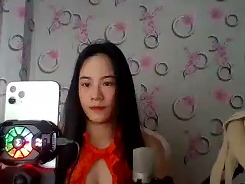 Snapshot of Nana-68 chatting on 03/01/25, 05:09 Nana-68 online show from 03/01/25, 05:09