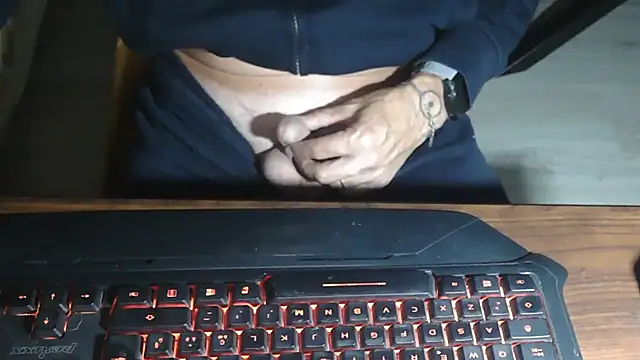 Adri gard online show from 10/17/25, 08:11