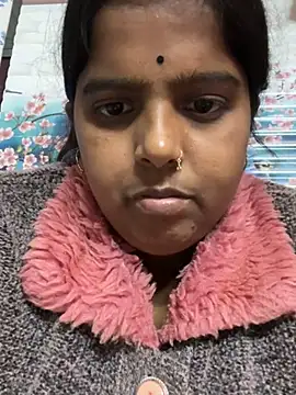 Snapshot of Beauty-queen chatting on 01/31/25, 01:45 Beauty-queen online show from 01/31/25, 01:45