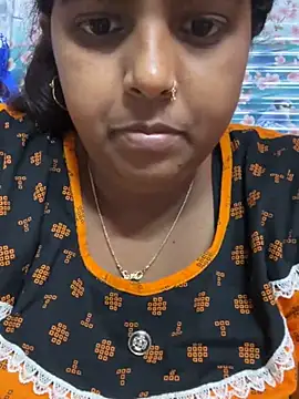 Snapshot of Beauty-queen chatting on 02/03/25, 02:24 Beauty-queen online show from 02/03/25, 02:24