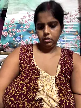 Snapshot of Beauty-queen chatting on 09/09/25, 11:54 Beauty-queen online show from 09/09/25, 11:54