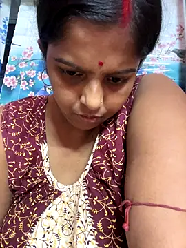 Beauty-queen online show from 10/19/25, 10:38