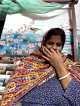 Beauty-queen online show from 11/14/25, 11:20