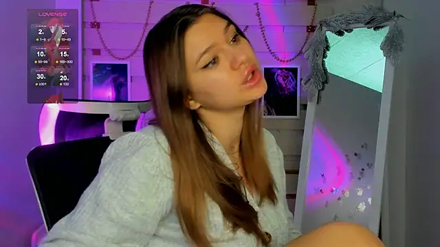 Josephine Kiss online show from 12/10/24, 02:48