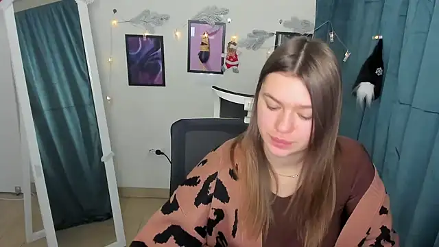 Josephine Kiss online show from 12/14/24, 07:51