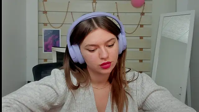 Josephine Kiss online show from 02/24/25, 04:15