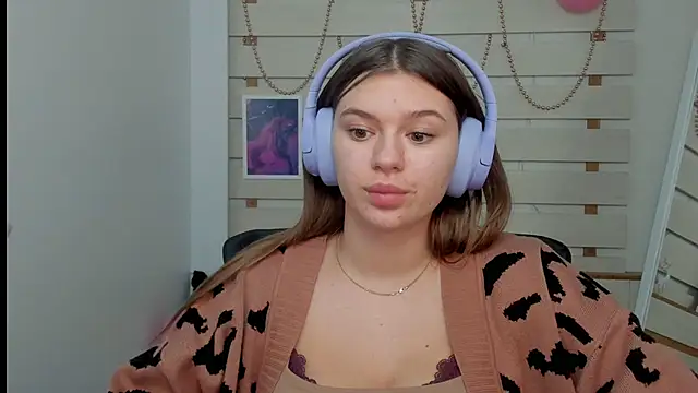 Josephine Kiss online show from 02/26/25, 01:52