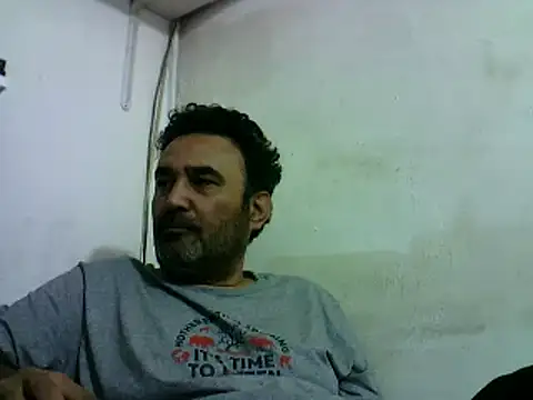 Snapshot of enginbasar chatting on 01/21/25, 08:00 enginbasar online show from 01/21/25, 08:00