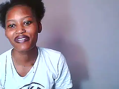 Snapshot of Sweet_Vinkah chatting on 01/06/25, 09:11 Sweet Vinkah online show from 01/06/25, 09:11