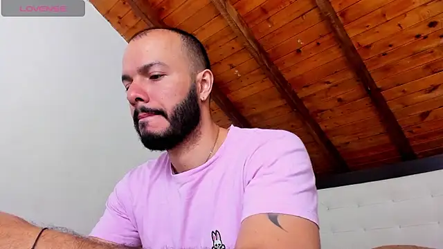 Snapshot of Tom_Bailey chatting on 09/24/25, 12:19 Tom Bailey online show from 09/24/25, 12:19