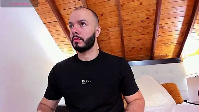 Snapshot of Tom_Bailey chatting on 10/03/25, 12:46 Tom Bailey online show from 10/03/25, 12:46