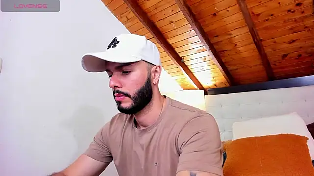 Snapshot of Tom_Bailey chatting on 10/11/25, 12:36 Tom Bailey online show from 10/11/25, 12:36