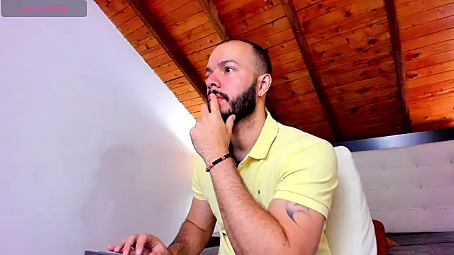 Snapshot of Tom_Bailey chatting on 10/27/25, 12:53 Tom Bailey online show from 10/27/25, 12:53