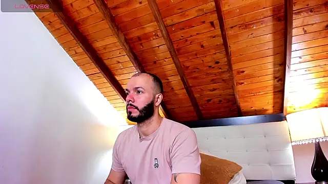 Snapshot of Tom_Bailey chatting on 11/11/25, 12:49 Tom Bailey online show from 11/11/25, 12:49