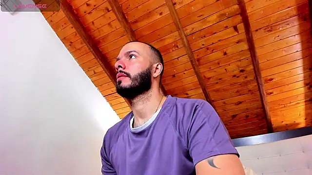 Snapshot of Tom_Bailey chatting on 11/13/25, 12:59 Tom Bailey online show from 11/13/25, 12:59