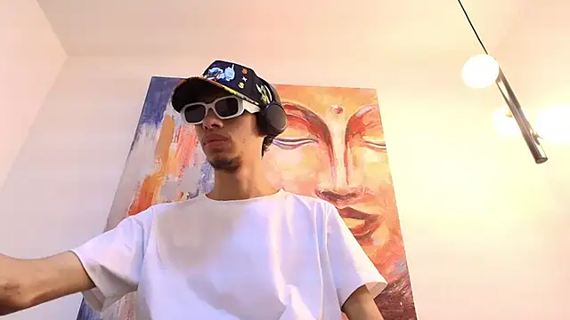 Snapshot of TomyMosterCock chatting on 01/05/25, 11:22 TomyMosterCock online show from 01/05/25, 11:22