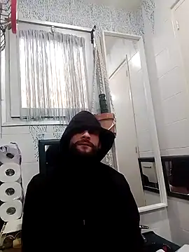 bearguy998 online show from 12/30/24, 09:48