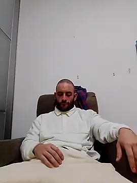 bearguy998 online show from 01/25/25, 11:54