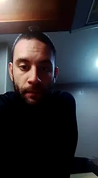 bearguy998 online show from 02/24/25, 05:42