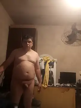 Snapshot of Claudiop2061 chatting on 11/09/25, 08:29 Claudiop2061 online show from 11/09/25, 08:29