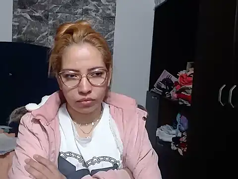 THEBOSSLARA online show from 11/15/25, 03:30