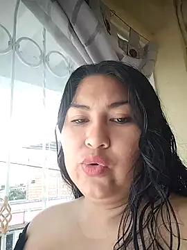Snapshot of Marcela87 chatting on 12/01/24, 08:42 Marcela87 online show from 12/01/24, 08:42