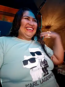 Snapshot of Marcela87 chatting on 12/26/24, 12:36 Marcela87 online show from 12/26/24, 12:36