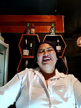 Snapshot of Marcela87 chatting on 01/27/25, 12:22 Marcela87 online show from 01/27/25, 12:22