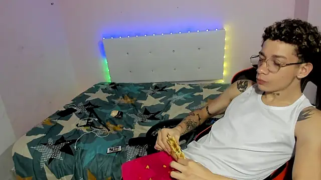 mateodeamjo online show from 10/26/25, 10:54