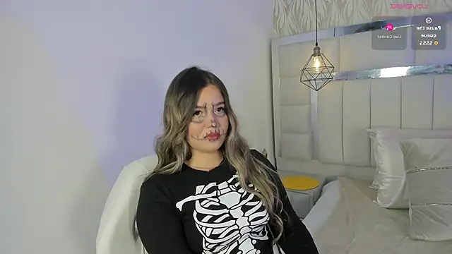 1m dalhia online show from 10/30/25, 10:10