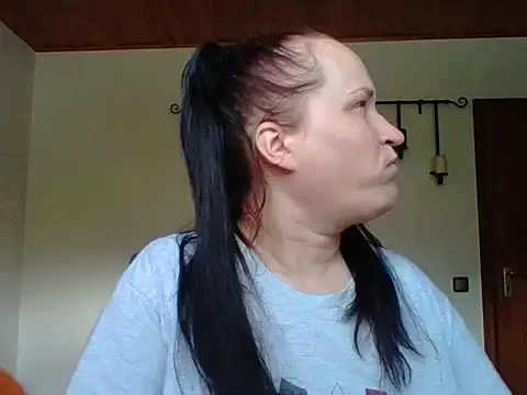  squirty cum lady  online show from 09/13/25, 10:26