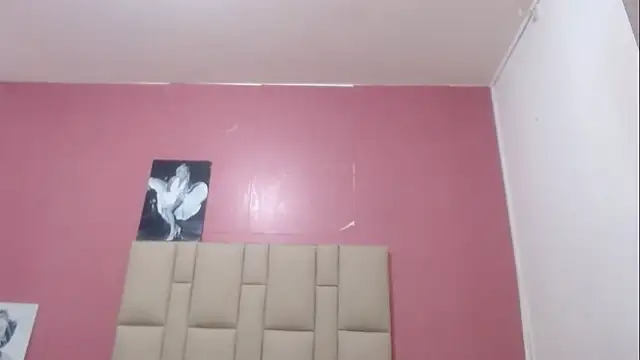 Amelia Debora Antonella online show from 02/04/25, 06:38