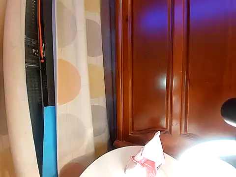 Snapshot of KennyLOVERboy chatting on 12/25/24, 02:34 KennyLOVERboy online show from 12/25/24, 02:34