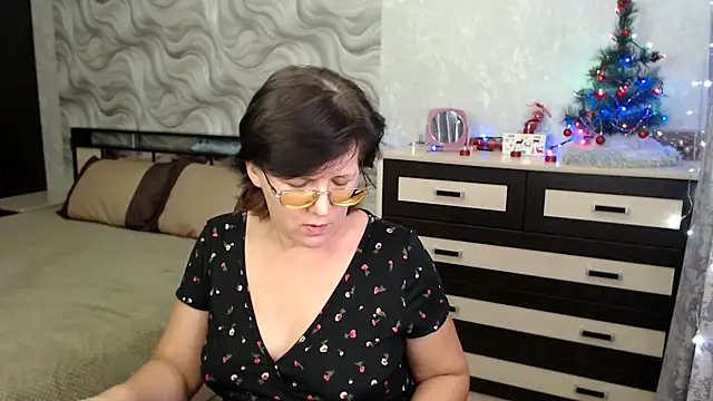 Snapshot of VitaCharm chatting on 01/03/25, 09:36 VitaCharm online show from 01/03/25, 09:36