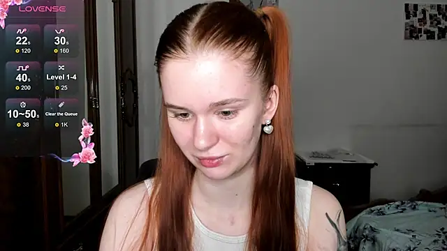 Snapshot of EmilySoul chatting on 02/21/25, 08:38 EmilySoul online show from 02/21/25, 08:38