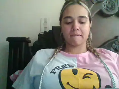 trianabell online show from 12/09/24, 08:01